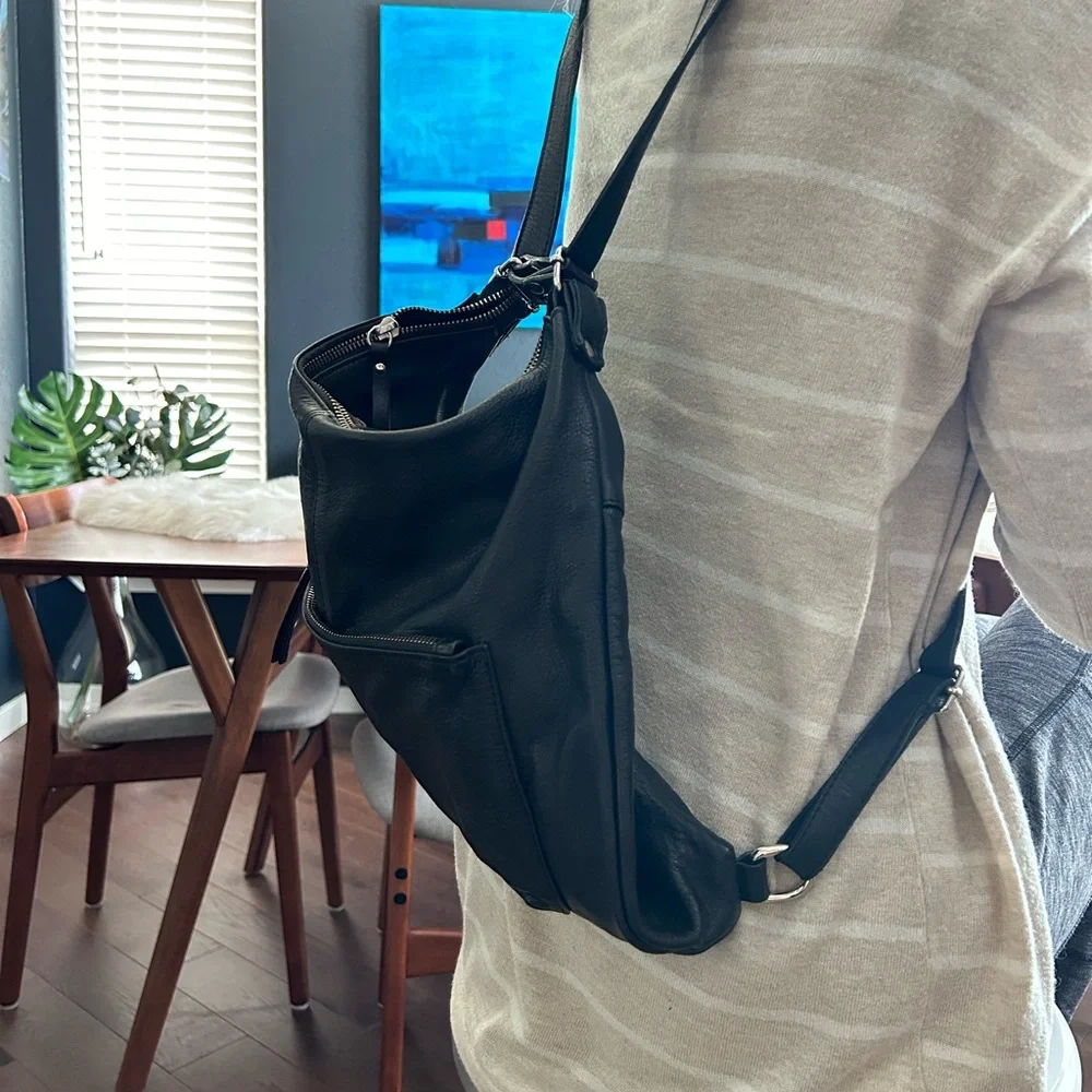 Convertible Hobo/Backpack Leather Bag - Picture 5 of 8